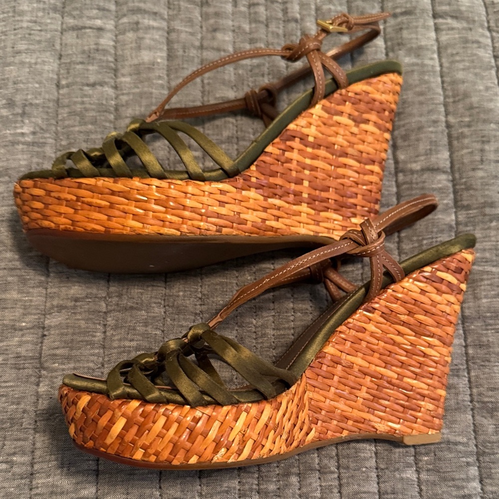 Prada Women's Green Wedge - Picture 2 of 7